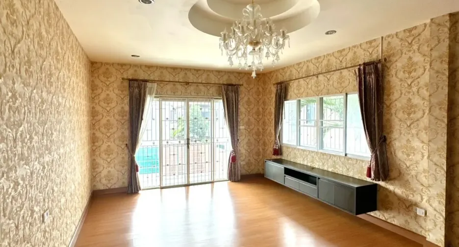 For sale 5 bedrooms house in San Sai, Chiang Mai