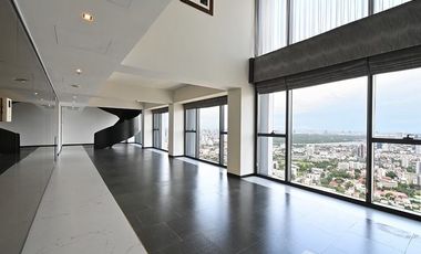 À vendre 4 chambres condo à Sathon, Bangkok