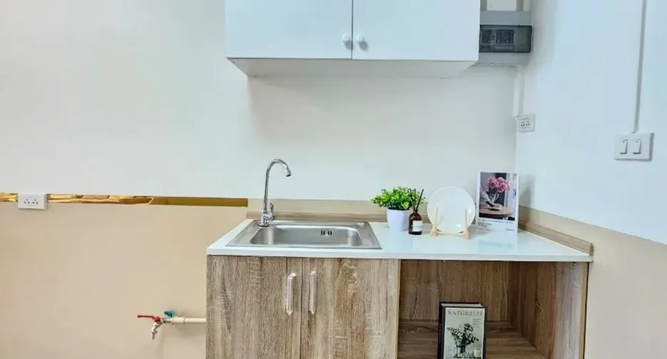 For sale studio condo in Wang Thonglang, Bangkok