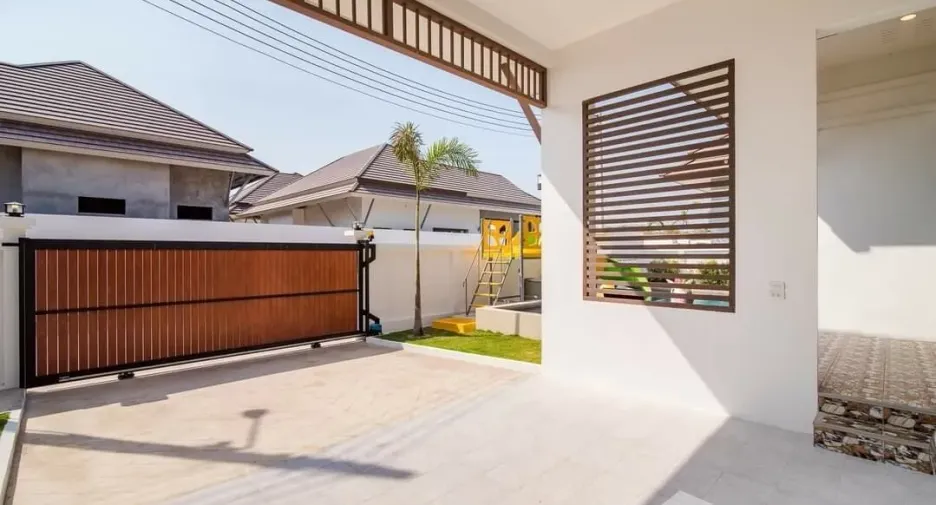 À louer 3 chambres villa à Cha Am, Phetchaburi