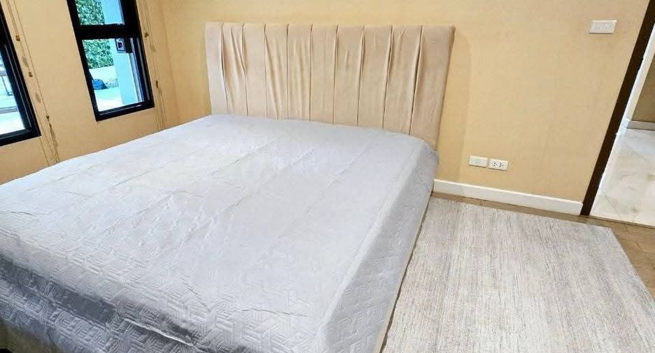 For sale and for rent 6 bedrooms house in San Sai, Chiang Mai