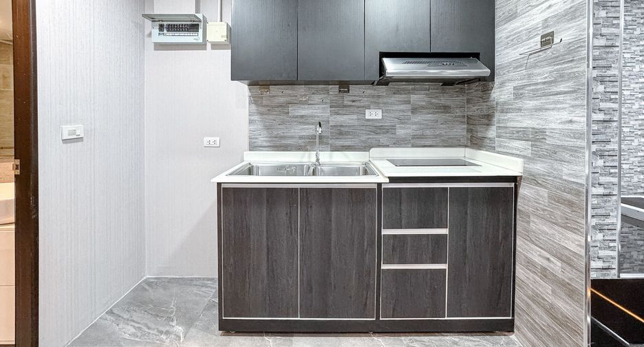 For sale 1 bed condo in Din Daeng, Bangkok