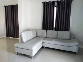 Casa en alquiler de 2 habitaciones en Cha Am, Phetchaburi