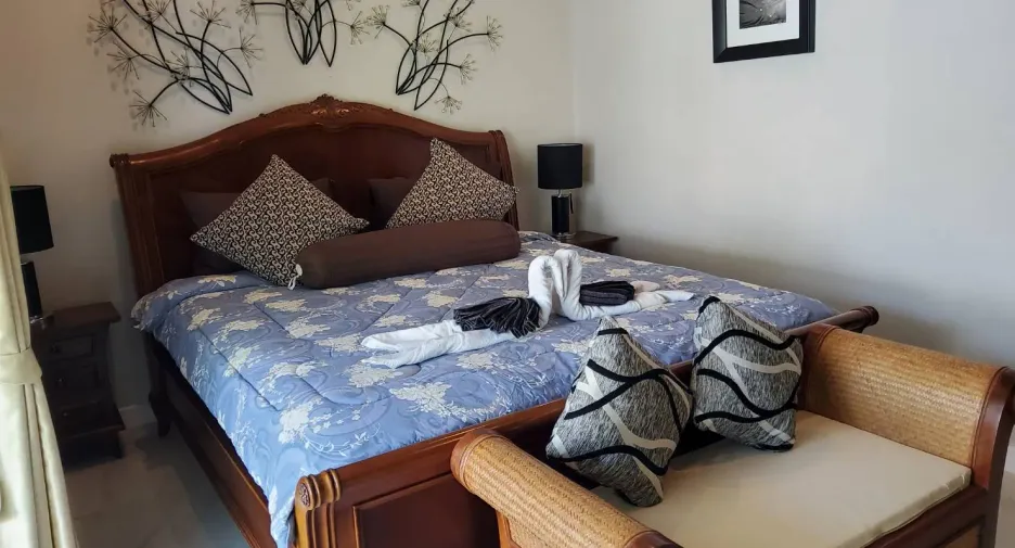 For rent 3 bedrooms villa in Hua Hin, Prachuap Khiri Khan