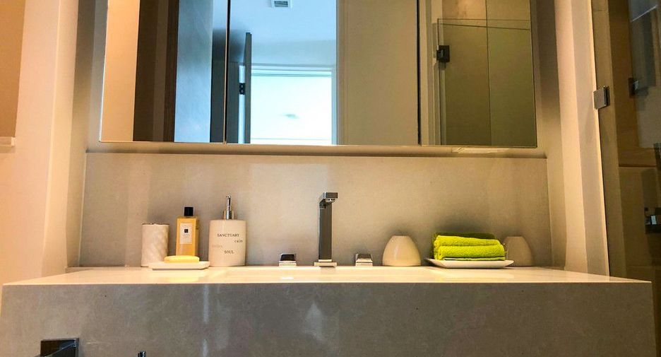 Wohnung zum Kauf mit 2 Zimmer in Sathon, Bangkok