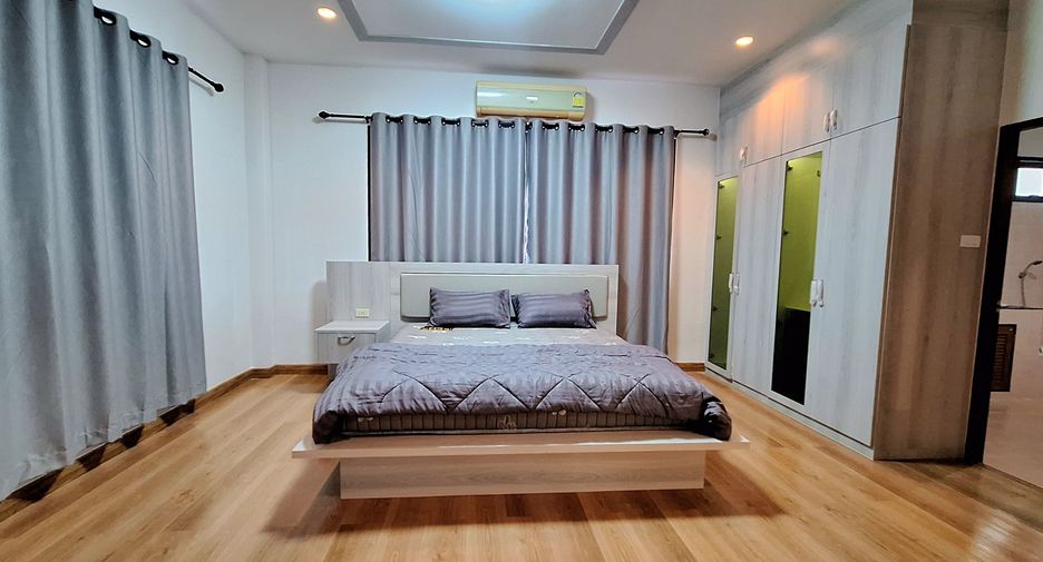 À louer 3 chambres villa à Cha Am, Phetchaburi