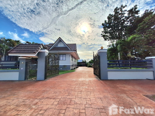 For rent 3 bedrooms villa in Cha Am, Phetchaburi