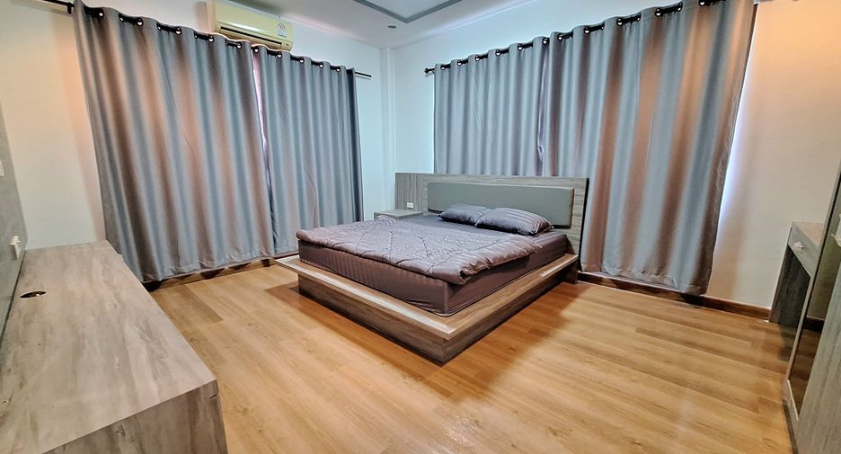 À louer 3 chambres villa à Cha Am, Phetchaburi