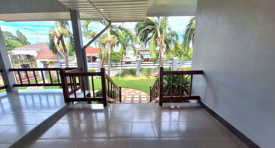 À louer 3 chambres villa à Cha Am, Phetchaburi