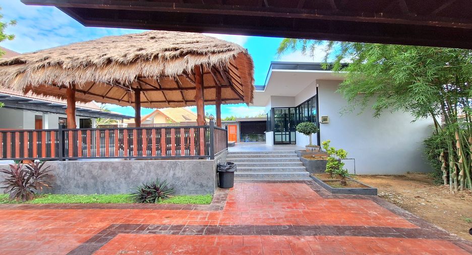 À louer 3 chambres villa à Cha Am, Phetchaburi