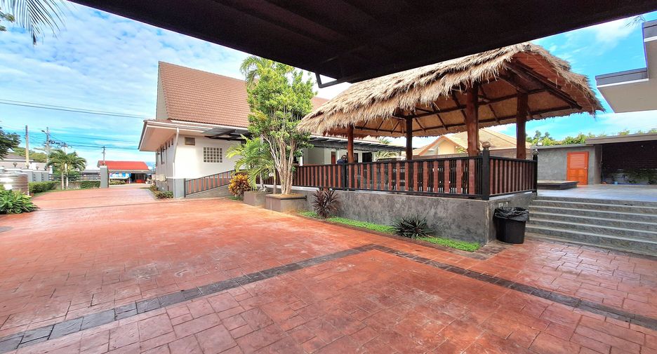 À louer 3 chambres villa à Cha Am, Phetchaburi