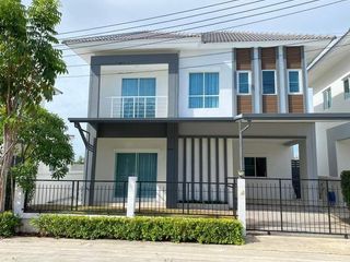For Rent 3 Bedroom Townhouse In Bang Lamung, Chonburi
