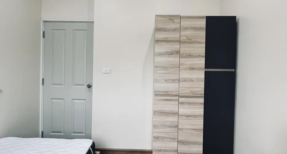 For rent 3 bedrooms townhouse in Mueang Chiang Mai, Chiang Mai
