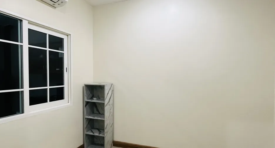 For rent 3 bedrooms townhouse in Mueang Chiang Mai, Chiang Mai