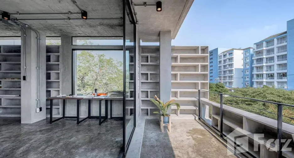Gewerbefläche zum Kauf mit 3 Zimmer in Chatuchak, Bangkok
