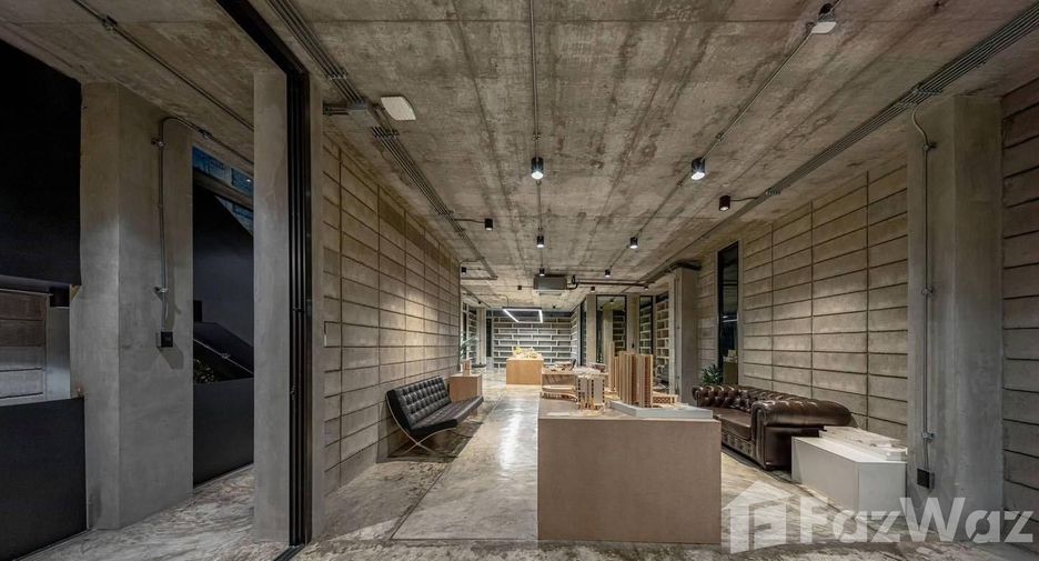 For sale 3 bedrooms retail Space in Chatuchak, Bangkok