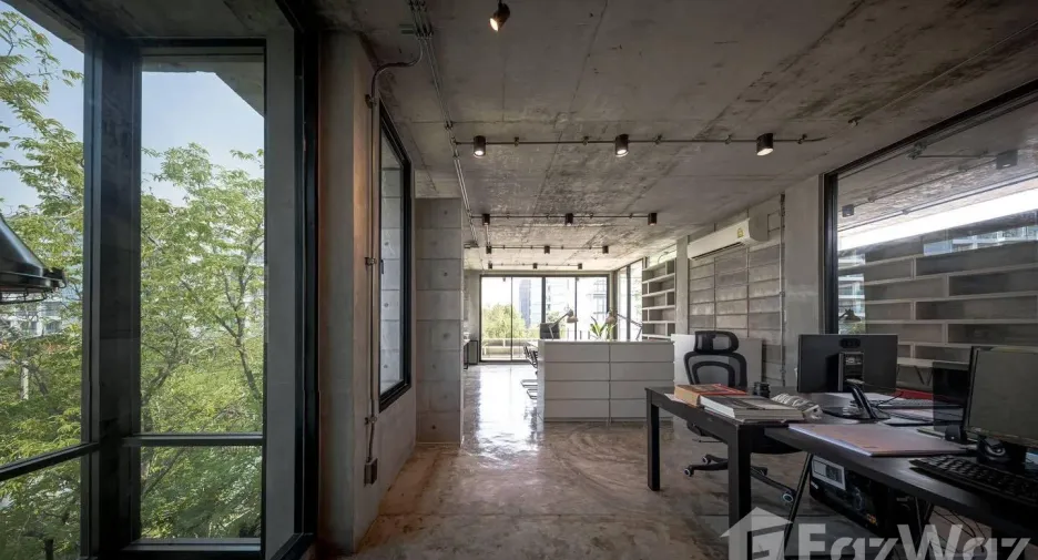 Gewerbefläche zum Kauf mit 3 Zimmer in Chatuchak, Bangkok