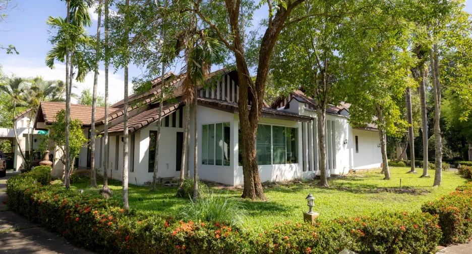 For sale 5 bedrooms villa in Hang Dong, Chiang Mai