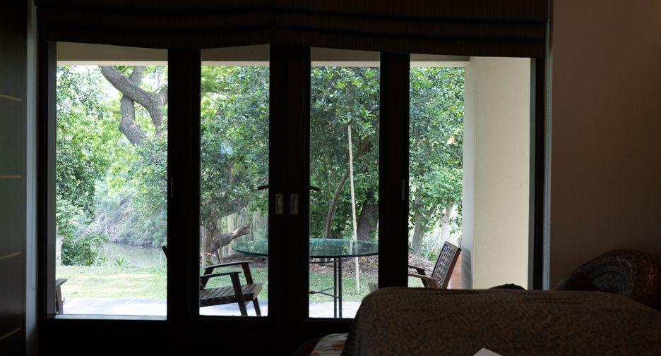 For sale 5 bedrooms villa in Hang Dong, Chiang Mai