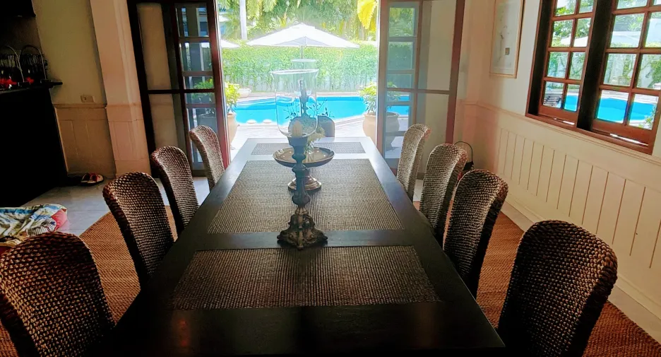 For sale 6 bedrooms villa in Hua Hin, Prachuap Khiri Khan