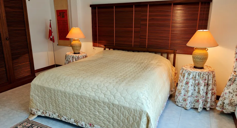 For sale 6 bedrooms villa in Hua Hin, Prachuap Khiri Khan