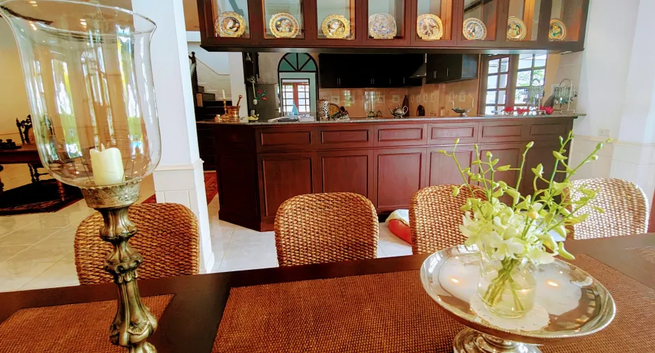 For sale 6 bedrooms villa in Hua Hin, Prachuap Khiri Khan