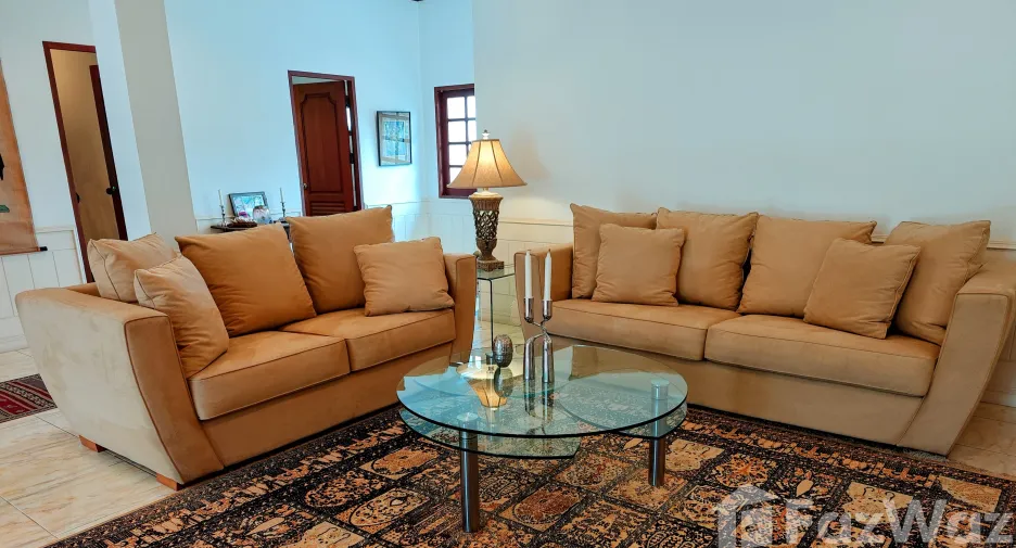 For sale 6 bedrooms villa in Hua Hin, Prachuap Khiri Khan