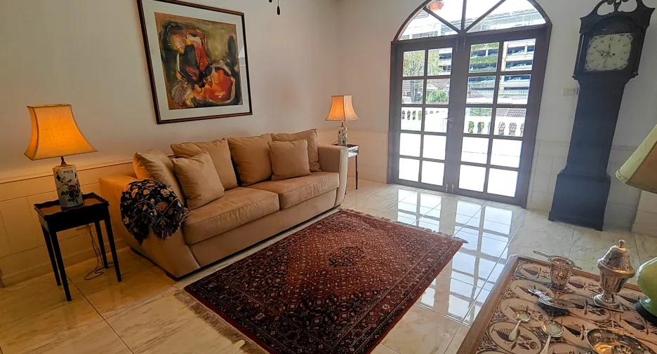 For sale 6 bedrooms villa in Hua Hin, Prachuap Khiri Khan