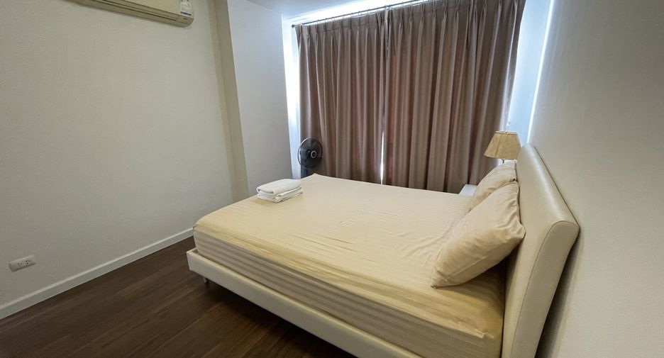 For rent 3 bedrooms condo in Cha Am, Phetchaburi