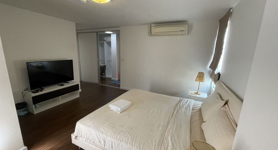 For rent 3 bedrooms condo in Cha Am, Phetchaburi