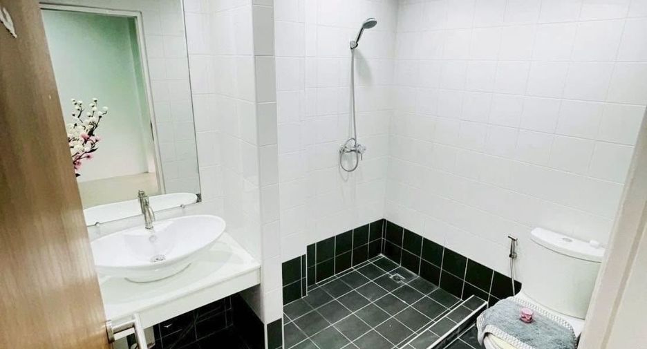 For sale 3 bedrooms townhouse in Mueang Chiang Mai, Chiang Mai