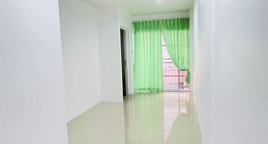 For sale 3 bedrooms townhouse in Mueang Chiang Mai, Chiang Mai