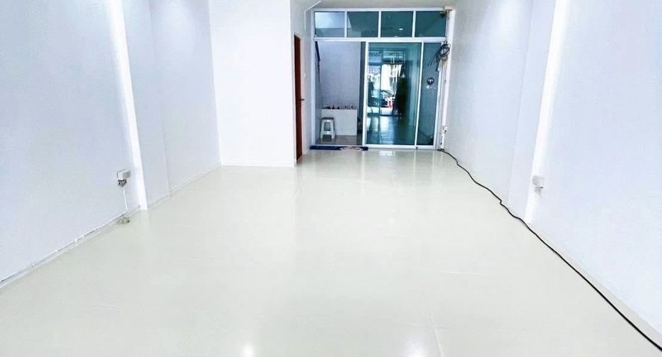 For sale 3 bedrooms townhouse in Mueang Chiang Mai, Chiang Mai