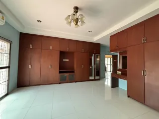 For sale and for rent 5 bedrooms house in Bang Saray, Pattaya