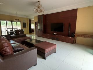 For sale and for rent 5 bedrooms house in Bang Saray, Pattaya