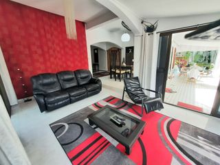 À louer 2 chambres villa à Mueang Phuket, Phuket