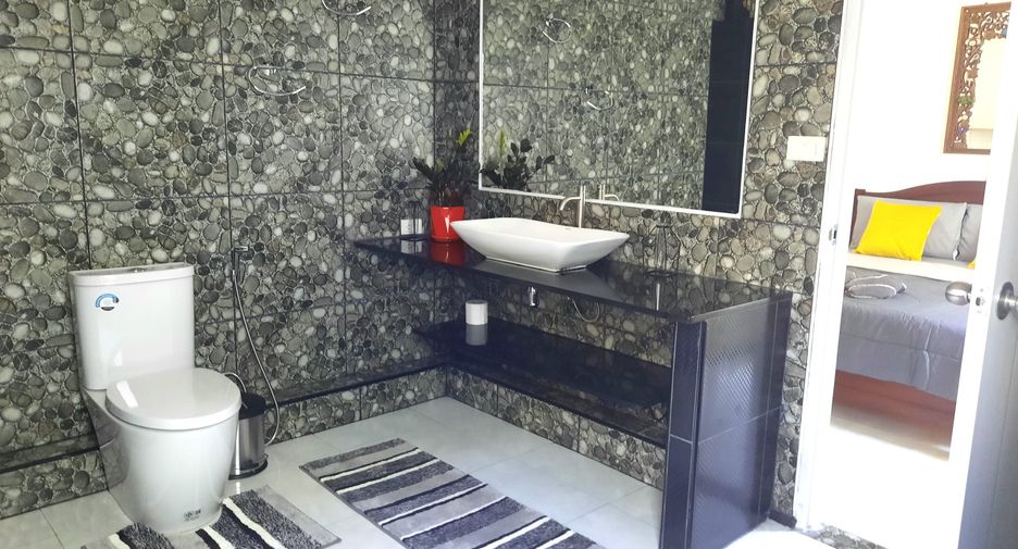 For rent 2 bedrooms villa in Mueang Phuket, Phuket