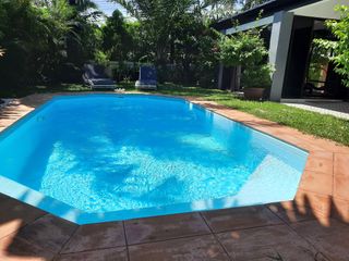 À louer 2 chambres villa à Mueang Phuket, Phuket