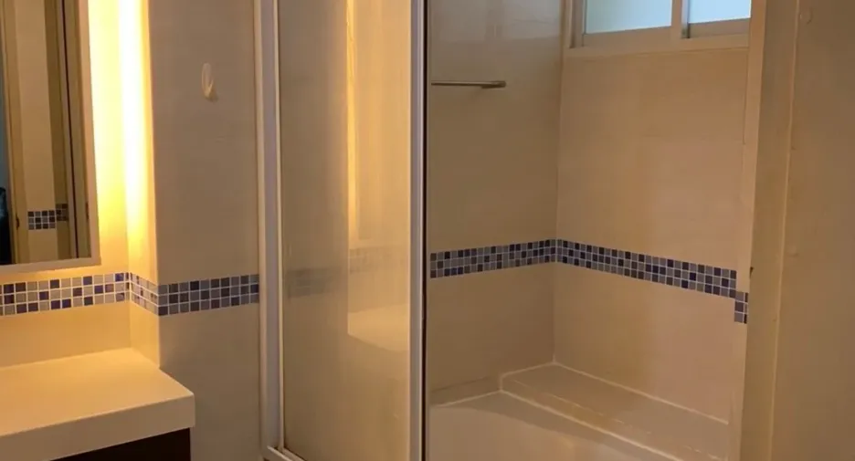 For sale and for rent 1 bed condo in Sathon, Bangkok