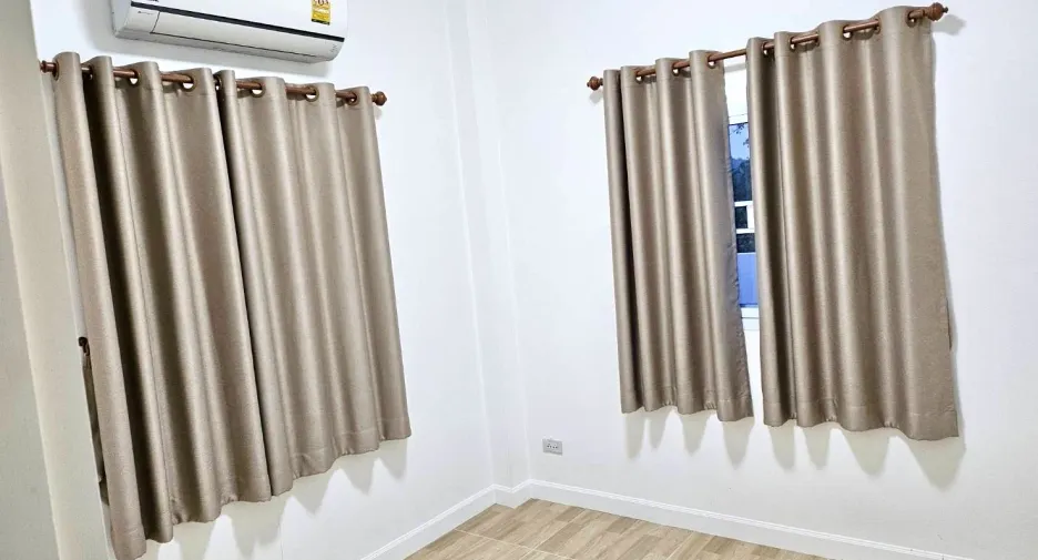 For rent 3 bedrooms house in Saraphi, Chiang Mai