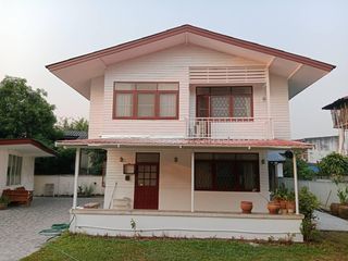 For Rent 4 Bedroom House In Mueang Chiang Mai