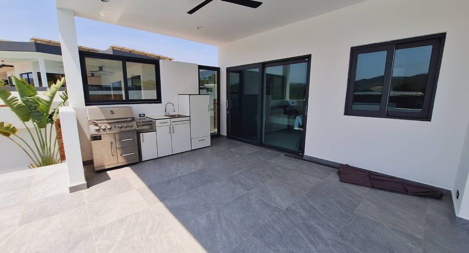 For sale 2 bedrooms villa in Hua Hin, Prachuap Khiri Khan