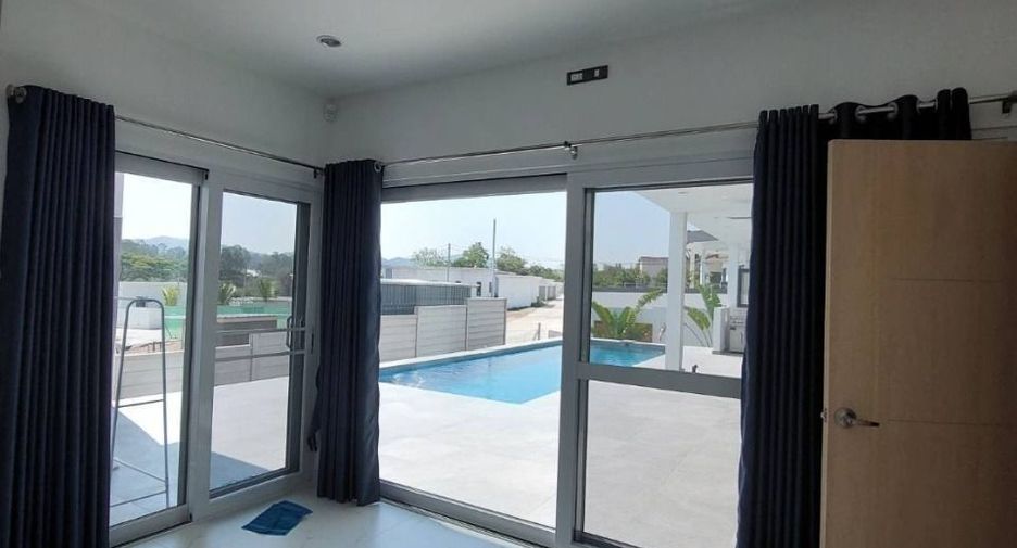 For sale 2 bedrooms villa in Hua Hin, Prachuap Khiri Khan