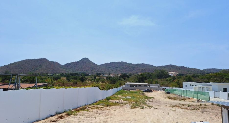 For sale 2 bedrooms villa in Hua Hin, Prachuap Khiri Khan