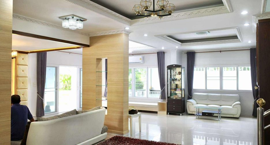 For rent 4 bedrooms house in Doi Saket, Chiang Mai