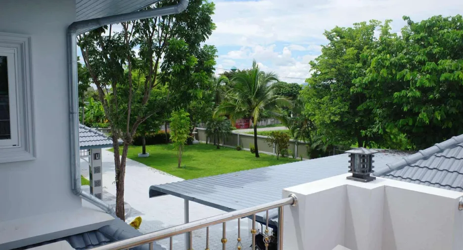 For rent 4 bedrooms house in Doi Saket, Chiang Mai
