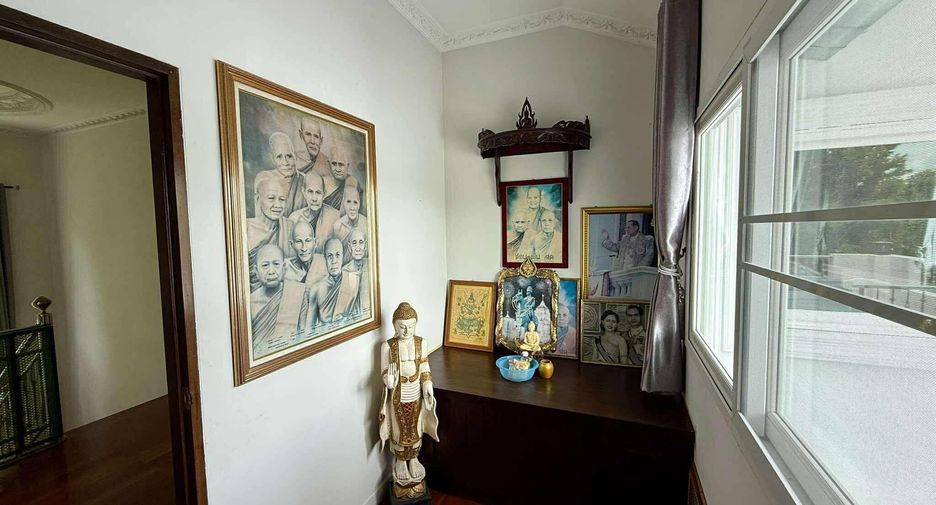 For rent 4 bedrooms house in Doi Saket, Chiang Mai