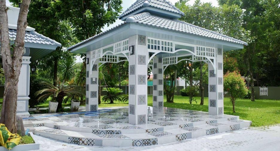For rent 4 bedrooms house in Doi Saket, Chiang Mai