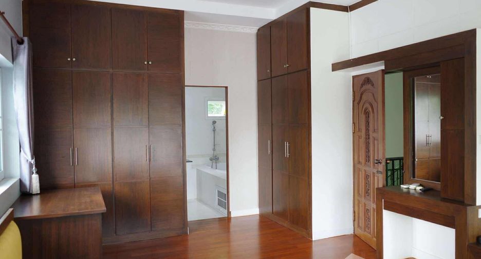 For rent 4 bedrooms house in Doi Saket, Chiang Mai