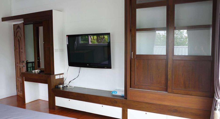For rent 4 bedrooms house in Doi Saket, Chiang Mai